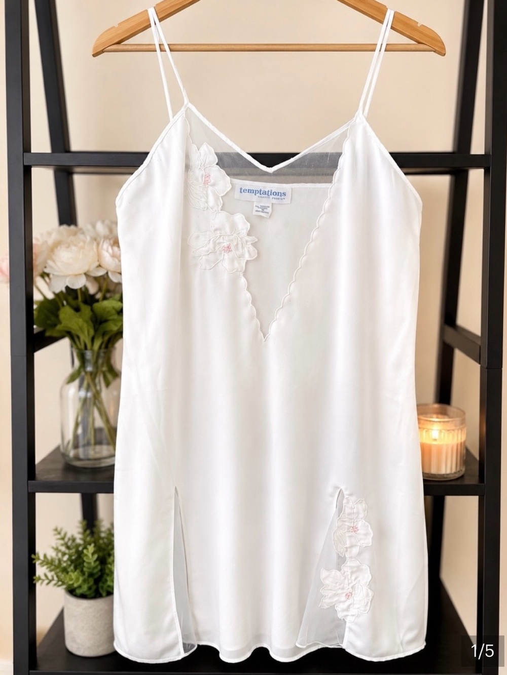 Vintage Temptations White Satin Chemise Nightgown Floral Y2K Lingerie Medium